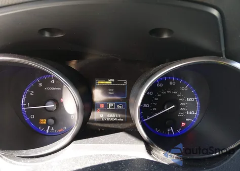 2018 Subaru Outback 2.5I Premium z USA, uszkodzony, nr VIN 4S4BSADC1J3208350